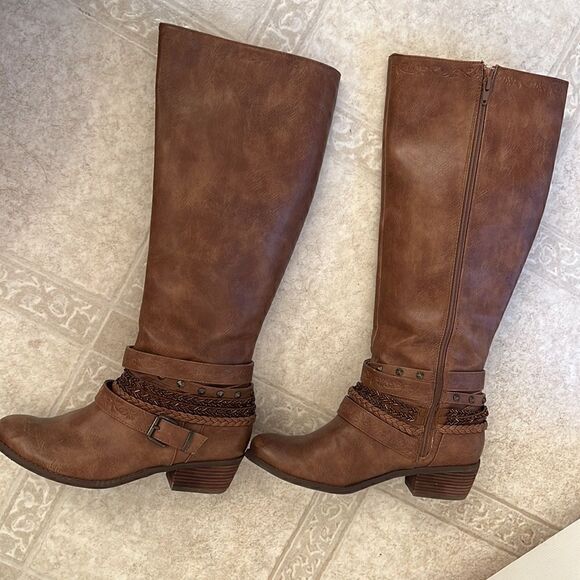 not rated Under the Knee Boots 8.5 - Picture 3 of 6